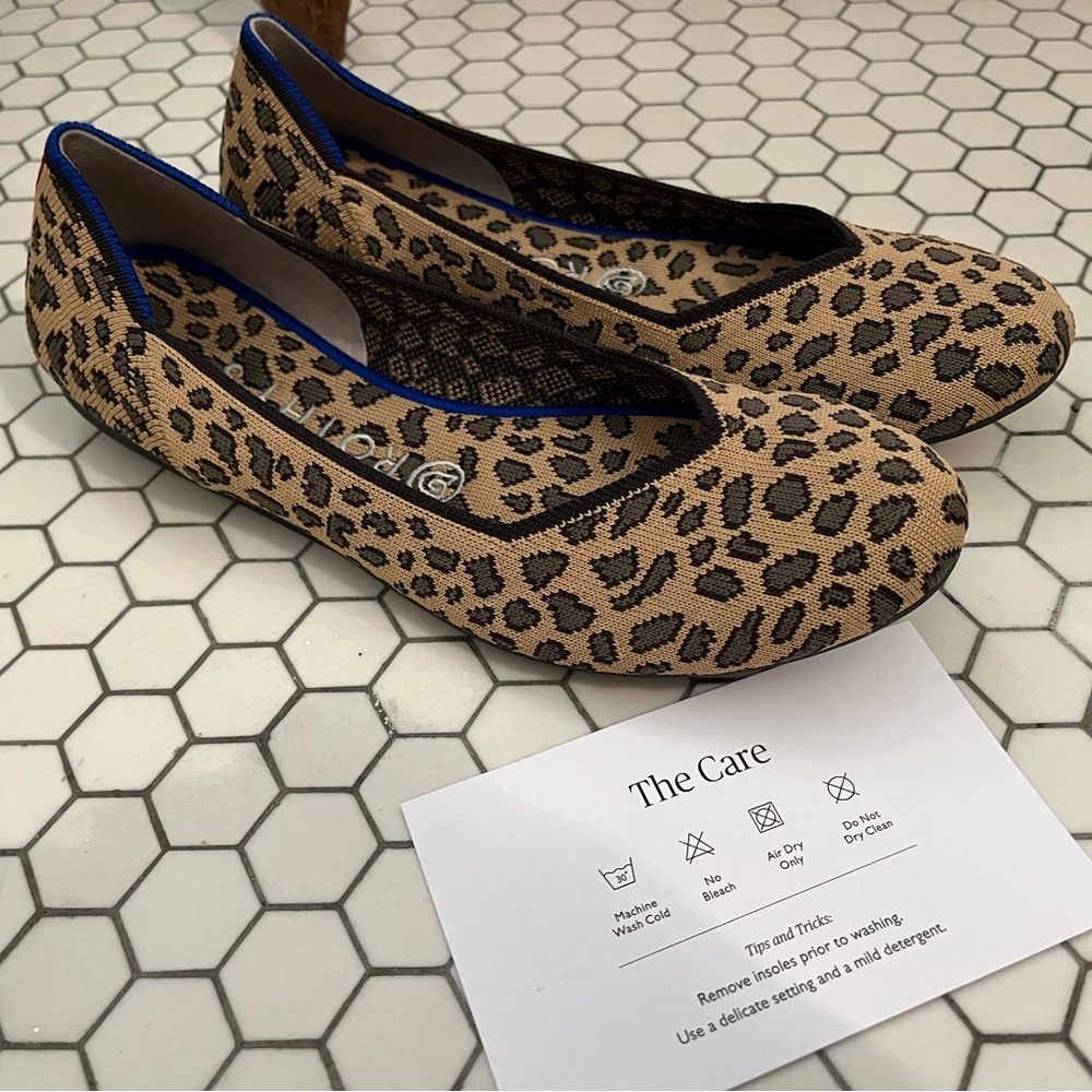 Rothy’s EUC leopard print round toe The Flat Sz 8, fits 7.5